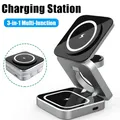 Dock per caricabatterie wireless pieghevole 3 in 1 per iPhone 15 14 13 12 Pro Max Supporto per Apple Watch 8 7 Stazione di ricarica rapida magnetica