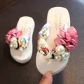 Estate nuove infradito per bambini antiscivolo ragazze moda scarpe da spiaggia pizzico sandali fiori