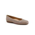 Extra Wide Width Women's Sasha Flat by Trotters in Stone (Size 11 WW)