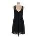 Lush Casual Dress - Mini V Neck Sleeveless: Black Solid Dresses - Women's Size Large