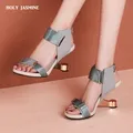 Le donne aprono la punta ritagliata strano sandali gladiatore tacco alto moda scarpe Sexy per