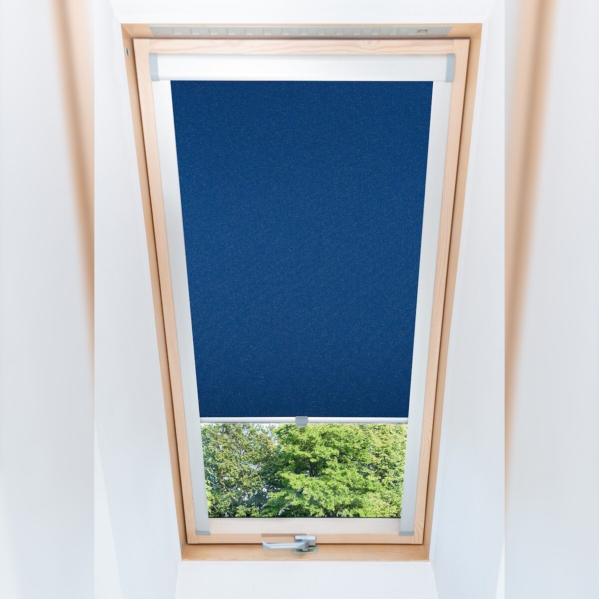 Dachfensterrollo Thermo verdunkelnd passend für Velux PK06 Blau Image