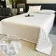 1pc White Bedspread on the Bed 침대커버 150x230 Quilted Bedsheet Simple Style Bed Cover Queen Size