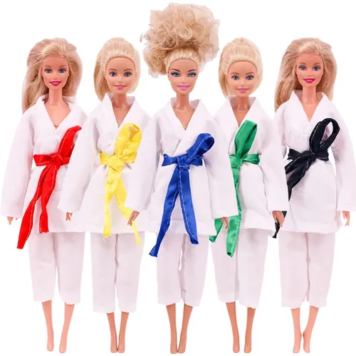 Neue Mode Barbies Puppe Kleidung Taekwondo Uniform Martial Arts Kleidung Kampf Anzug Puppe Kleidung