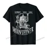 Supporta il tuo Moonshiner locale divertente T-Shirt Moonshine uomo T-Shirt Slim Fit per uomo