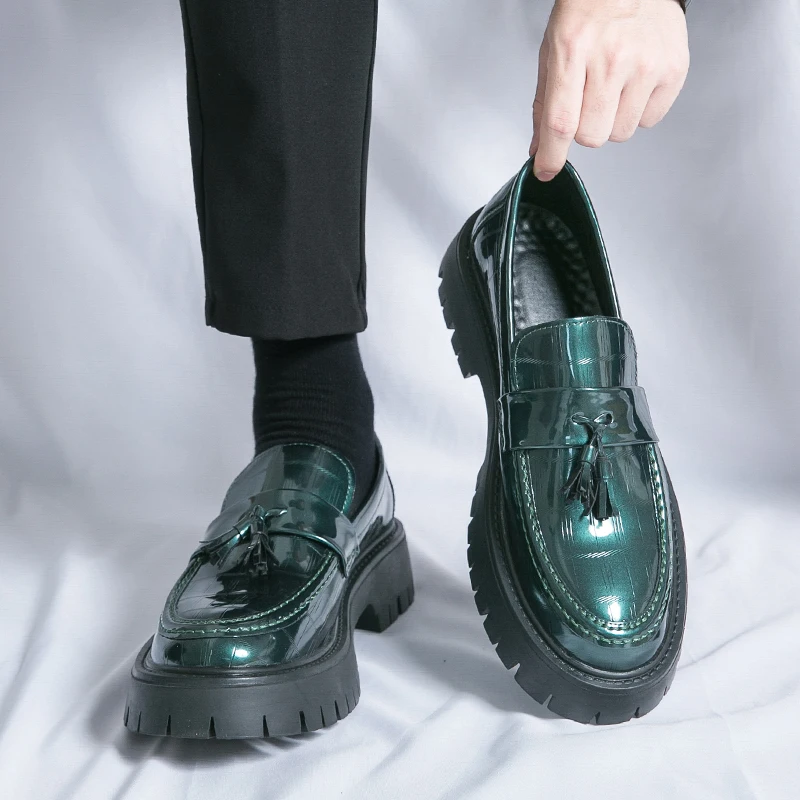 Sommer Elegante Schuhe Männer Klassische Retro Stil Männer Marke Schuh Runde Kappe Dicken Sohlen Quaste Leder Schuh Formale Casual Hochzeit Schuh