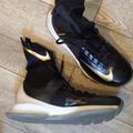 Nike Shoes | Kd’s By Nike Sock Shoes. Black With Gold Logo. Men’s Size 9.5 | Color: Black/Gold | Size: 9.5