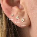 Boucles d'oreilles à tige de fleur pour femmes mini piercing en cristal anneau d'oreille Helix