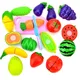 Kinder kleine Spielzeuge setzen frisches Obst Gemüse schneiden Spielzeug lustige Küche Simulation