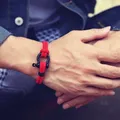 100% Edelstahl Mann Armbänder Zubehör kreative Hufeisens chnalle rot schwarz Seil Braslet Camping