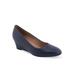 Women's Iris Pump by Aerosoles in Navy Leather (Size 5 M)