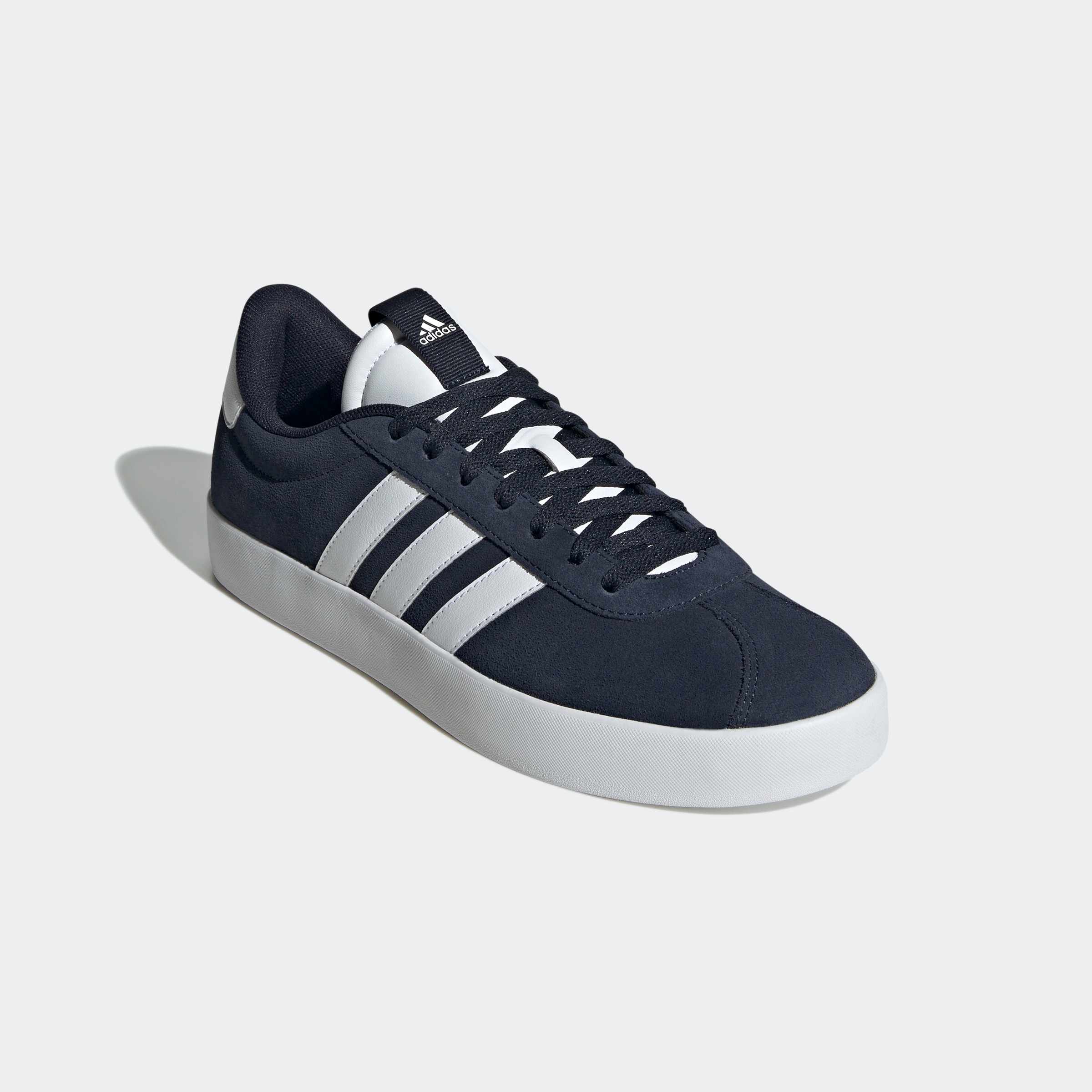 Sneaker ADIDAS SPORTSWEAR "VL COURT 3.0", Herren, Gr. 44,5, blau (legink, ftwwht, ftwwht), Leder, Synthetik, Schuhe Sneaker, inspiriert vom Design des adidas samba
