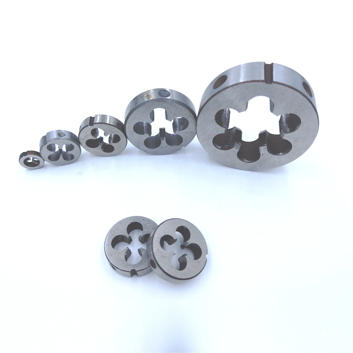 1 pz 1/4 - 28 32 36 40 20 24 27 UNC UNS UNF UNEF mano destra filettatura utensili usa per la lavorazione di stampi 1/4"