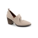 Women's Kesia Pump by Bueno in Light Grey (Size 39 M)