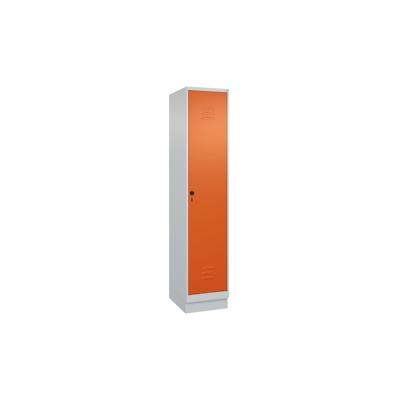 C+P Spind Classic PLUS, Sockel, 1 Abteil, HxBxT 195x40x50cm, Sicherheitsdrehriegel, Hellgrau/Reinorange von PROREGAL Image