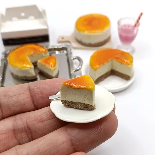 Neue 1pcs 1/6 Maßstab Puppenhaus Miniatur Käsekuchen so tun als ob Lebensmittel Mini-Kuchen für