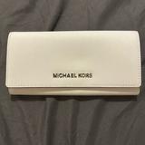 Michael Kors Bags | Michael Kors Jet Set Travel Wallet | Color: Silver/White | Size: Os