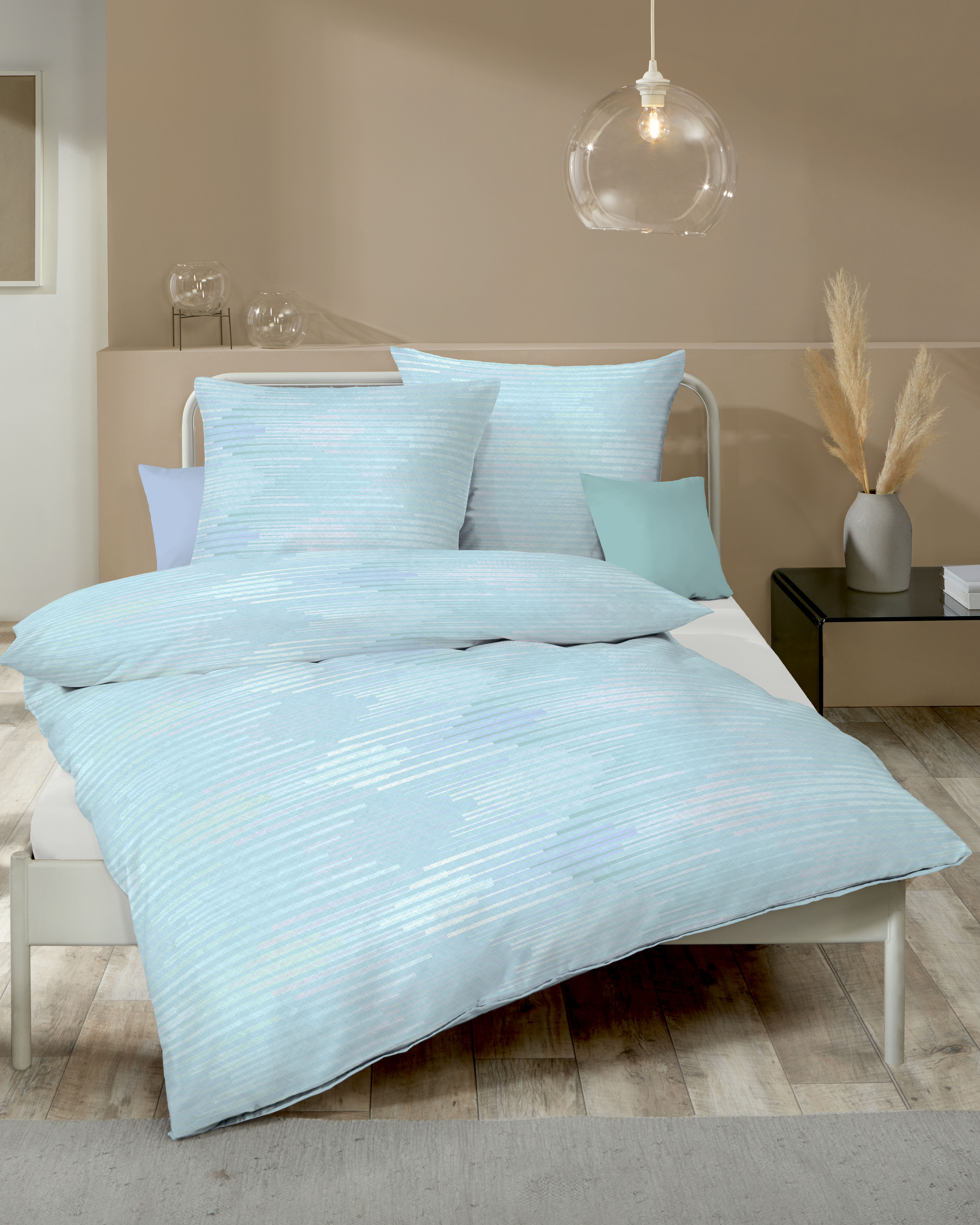 Bettwäsche KAEPPEL "Ikat", grün (mint), B/L: 155cm x 220cm, 1 Stk., 1 Stk., Mako-Satin, B/L: 80cm x 80cm, 2 Stk., Mako-Satin, Obermaterial: 100% Baumwolle, Bettwäsche Image