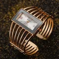 Montre de Luxe en Or Rose pour Femme Bracelet en Acier Inoxydable Rectangle Quartz 2023