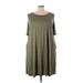 Casual Dress - Shift: Green Solid Dresses - New - Women's Size 5X