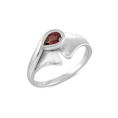 Fingerring VIVANCE "925-/ Sterling Silber rhodiniert Granat" Gr. 17, weiß (weiß, rot), Fingerringe, Damen, 054 (17,2), Silber 925 (Sterlingsilber) Image