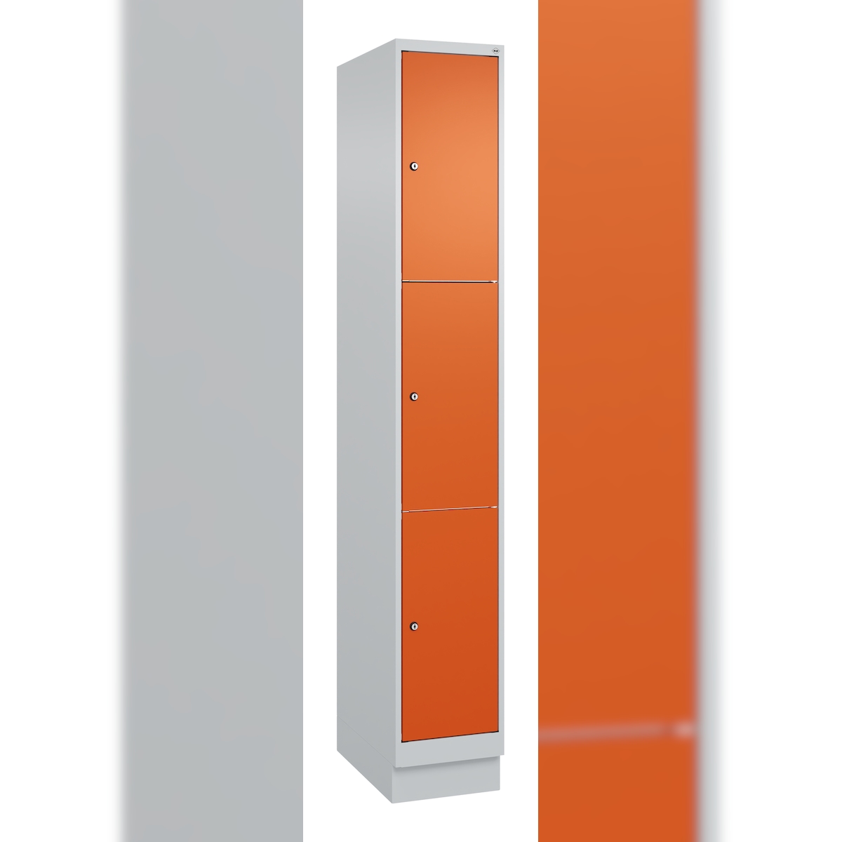 C+P Schließfachschrank Classic PLUS, Sockel, 1 Abteil, 1950x300x500mm, 7035/2004 Image