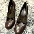 Giani Bernini Shoes | It's A Comfortable Casual Heel Good Condition | Color: Brown | Size: 8