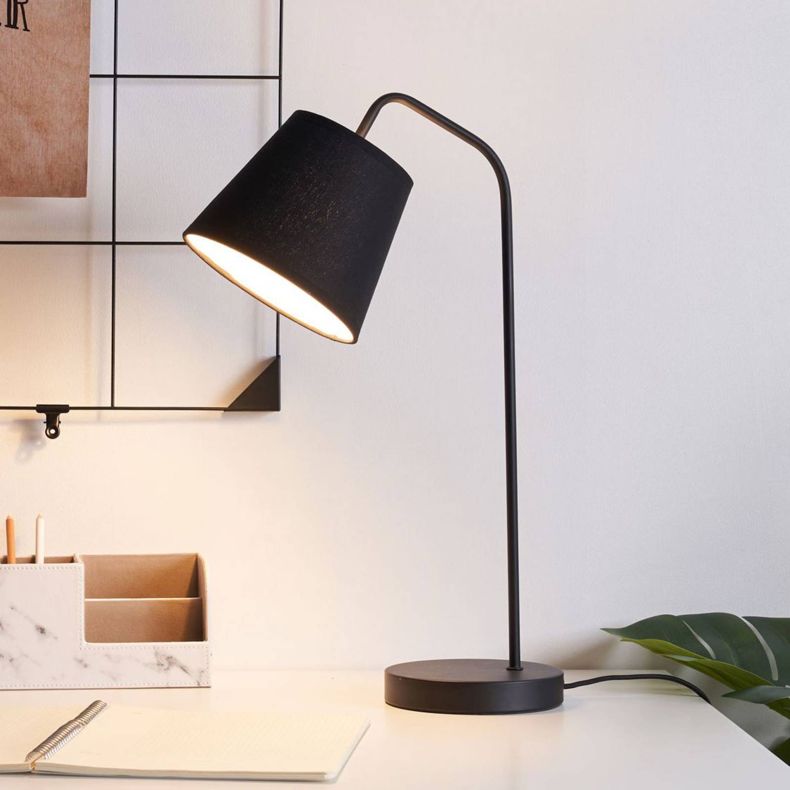 Pauleen Schreibtischlampe True Elegance, schwarz, für Wohn- / Esszimmer, Textil / Stoff / Seide, Modern, Tischlampe