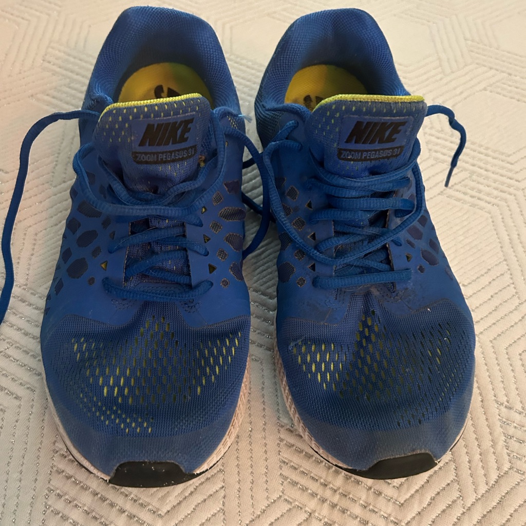 Nike Shoes | Used Men’s Size 10 Running Shoes. Smoke Free Home. | Color: Blue/Yellow | Size: 10