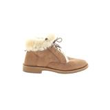 Ugg Boots: Tan Shoes - Women's Size 9 1/2