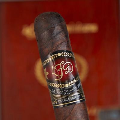 La Flor Dominicana Double Ligero Maduro