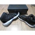 Nike Shoes | Nike Air Jordan Max Aura Black White Gold Mens Shoes Size 9.5 Aq9084-041 | Color: Black | Size: 9.5
