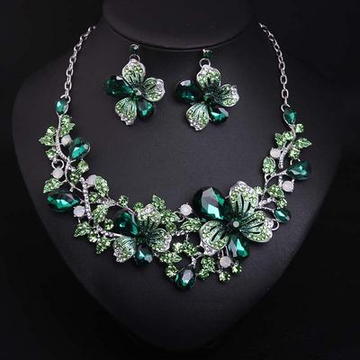 Fall Wedding Bridal Jewelry Sets Two-piece Suit Cubic Zirconia Rhinestone Alloy 1 Necklace Earrings Women's Statement European Classic Flower Shape irregular Jewelry Set For Party Wedding