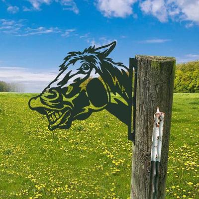 Animals Metal Garden Art Decor, Funny Peeping Cow Metal Wall Sculptures Weatherproof Wrought Iron Art Cow Sign Outdoor Garden Farmhouse Decor Cow Wall Decor