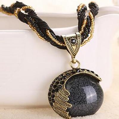 Women's necklace Vintage Outdoor Geometry Necklaces