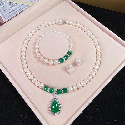 Women's Day Gifts Natural Freshwater Pearl Necklace Green Chalcedony Pendant White Pearl Bracelet Set As A Gift For Mothers And Mother-in-law On Mother's Day Mother's Day Gifts for MoM
