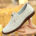 mocassini slip-on beige traspiranti da uomo con design traforato e suola ammortizzata - scarpe casual leggere per l'estate e l'outdoor