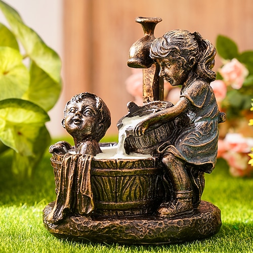 Garten-Wasserbrunnen-Statue, fluoreszierendes Licht in der Nacht, kindisch, launisch, antike Bronzebrunnen-Skulptur, Landschaftsbau-Dekoration für Garten, Rasen, Terrasse, Balkon, Kunst-Dekor