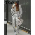 TRAF 2024 pantaloni in ecopelle argento donna Glitter pantaloni larghi a vita alta donna moda