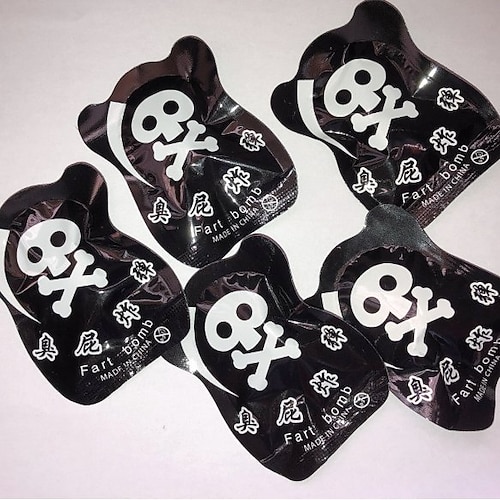 borsa per scoregge puzzolente bomba per scoregge puzzolenti giocattolo del primo di aprile regali divertenti scherzo di halloween borsa puzzolente usa e getta