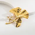 Broche vintage en feuilles d'acier pour personnes âgées motif ginkgo tigre léopard papillon