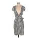 Banana Republic Casual Dress - Wrap V-Neck Short sleeves: Gray Dresses - Women's Size X-Small