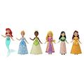 Mattel Disney Prinzessin-Spielzeuge, 6 bewegliche kleine Puppen mit Glitzerkleidung und 13 Zubehörteilen für die Teeparty, inspiriert von Disney-Filmen JCR91