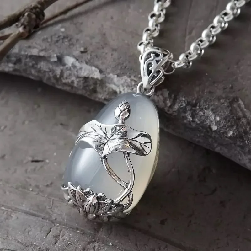 925 Silber Original Designer's Natural Ice Jade Marrow Weiße Halskette für Damen Mode Koi Lotusblume Anhänger Vintage-Schmuck Image