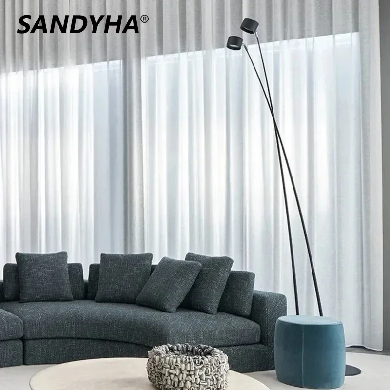 SANDYHA Minimalistische LED-Stehlampe mit langer Stange für Wohnzimmer, Heimdekoration, Sofa, Ecke, Schlafzimmer, Nachttisch, schwarz, stehend, Angellicht