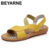 BEYARNE Kuh Echtes Leder Sandalen Frauen Flache Ferse Sandalen Mode Sommer Schuhe Frau Sandalen Sommer Plus Größe 34-43