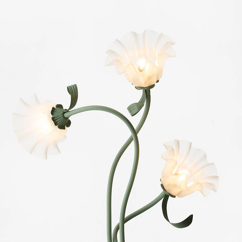 Blume Boden Lampe DIY Nordic Licht Luxus Wohnkultur Vertikale Lampe Warme Romantische Schlafzimmer Nacht Wohnzimmer Studie Boden Lichter Image