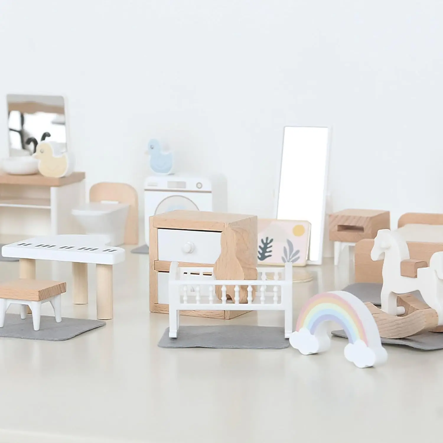 Moderne Puppenhaus Holzmöbel Dekoration Set DIY Badezimmer Schlafzimmer Puppenhaus Küchenartikel Tisch und Stühle Baby Zubehör