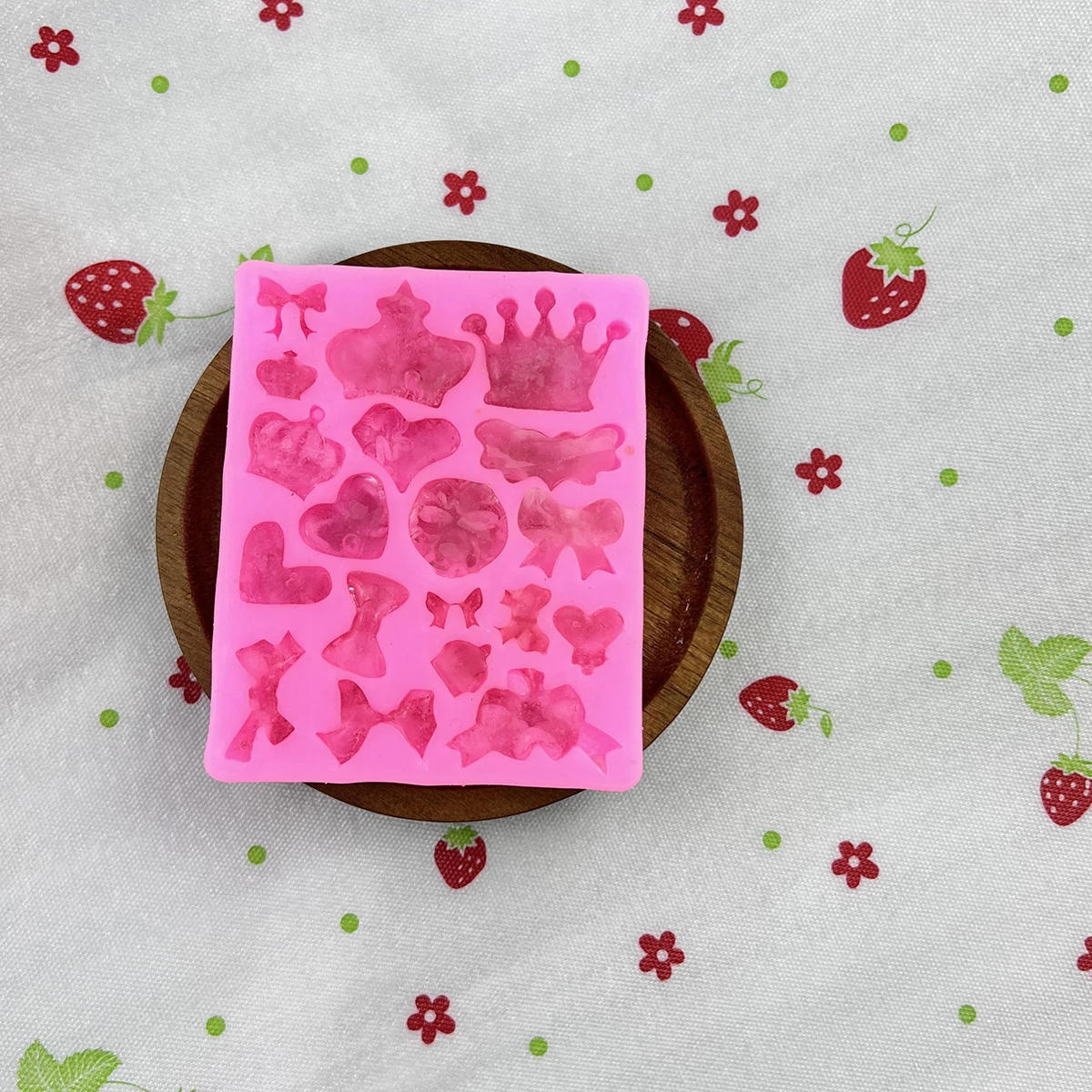 1pc Flip Zucker kuchen Schokoladen form Krone Prinzessin Krone Bogen Herzform Silikon form Image