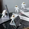 Astronauten-Handy-Ständer, Halter, Raumfahrer, Skulptur, Schreibtischdekoration, Smartphone-Halterung, Heimdekoration für Weltraumbegeisterte